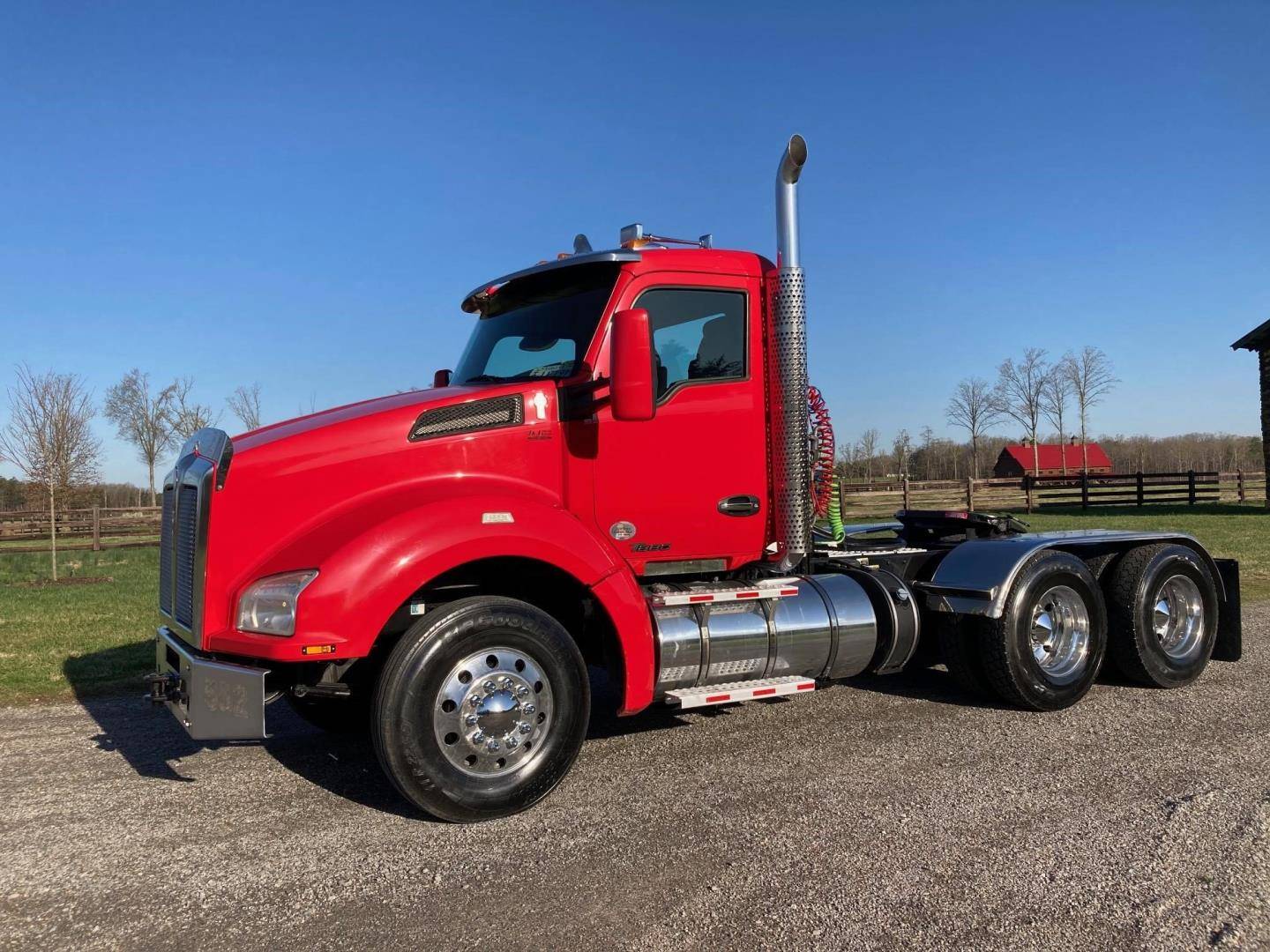 2017 Diesel Kenworth T880 Trucks and Trailers