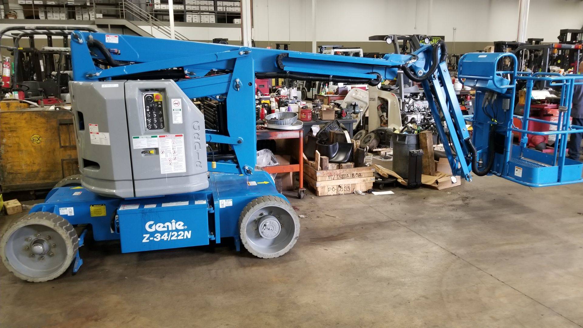 2014 Electric Genie Z34/22N Articulated Boom