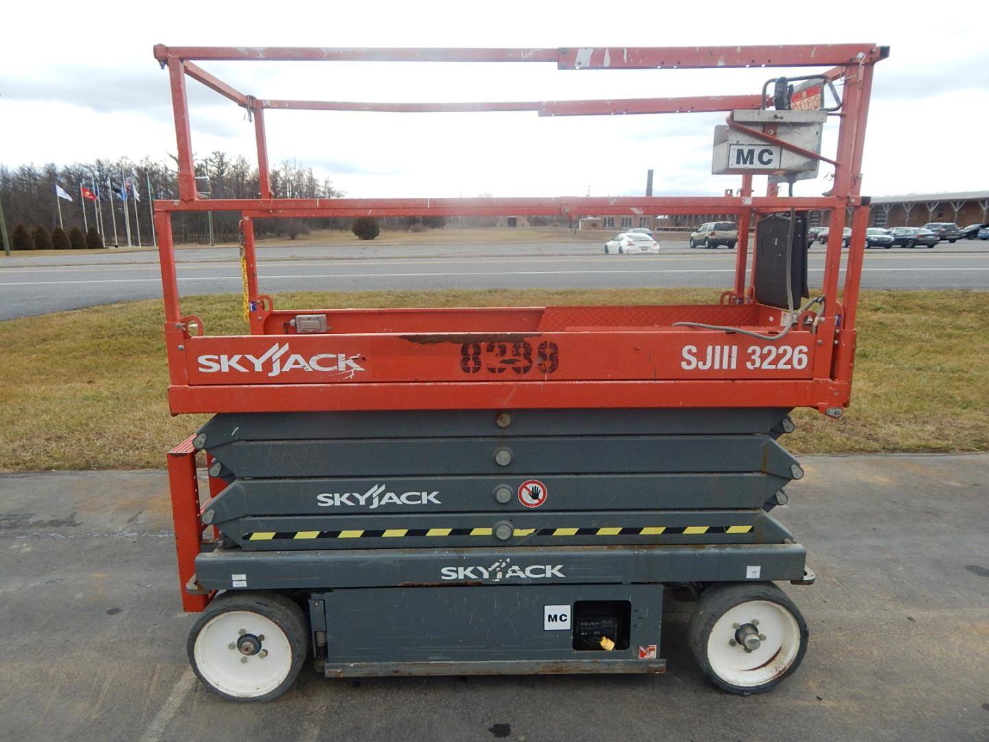 2017 Electric Skyjack SJIII3226 Slab