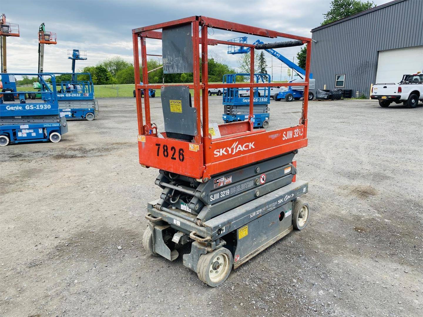 2013 Electric Skyjack SJ3219 Slab