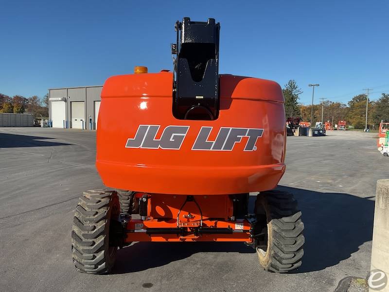 2016 JLG 600S