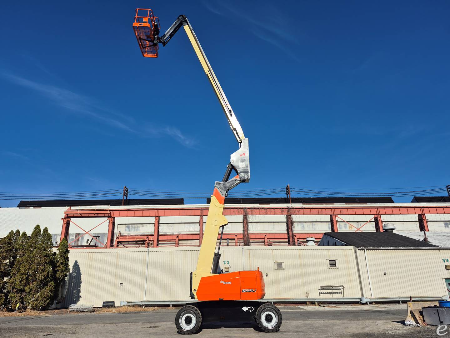 2017 JLG 800AJ