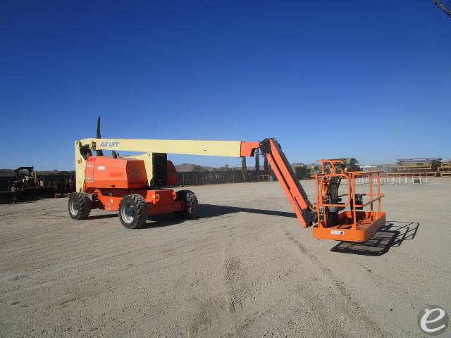 2017 JLG 800AJ