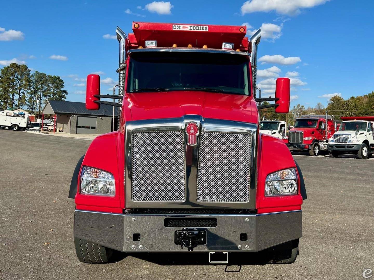 2024 Kenworth T880