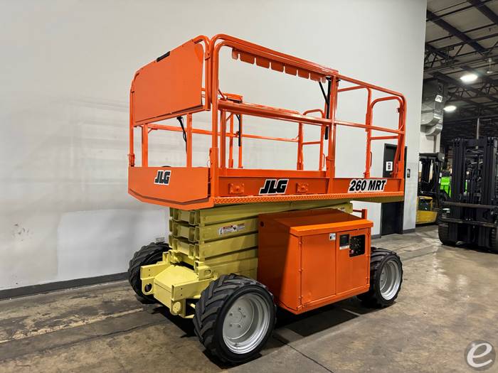 2015 JLG 260MRT