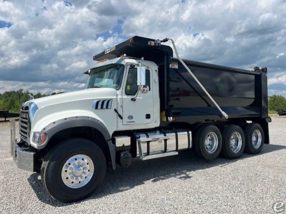 2023 Mack GRANITE 64FR