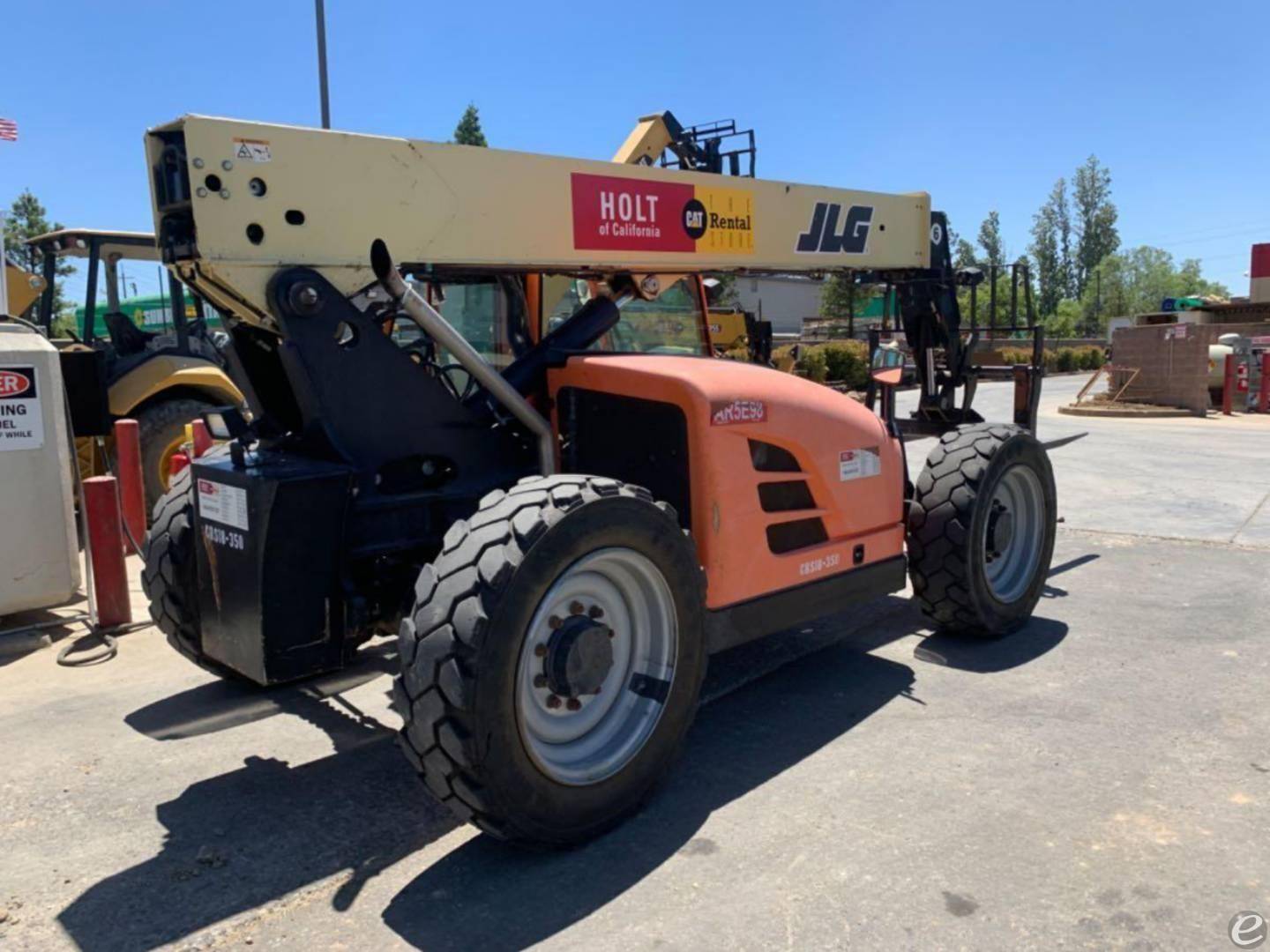 2014 JLG G6-42A