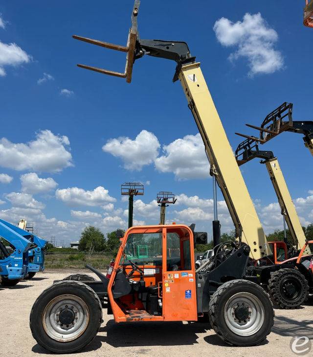 2014 JLG G6-42A