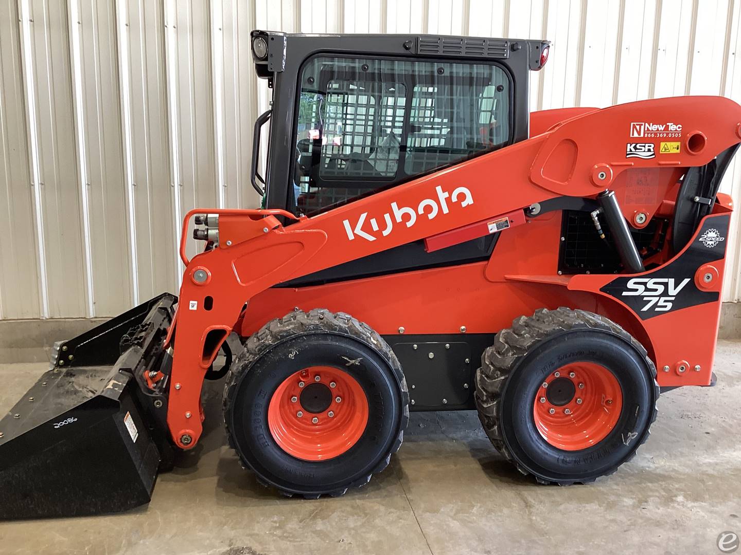 2024 Kubota SSV75PHFRC