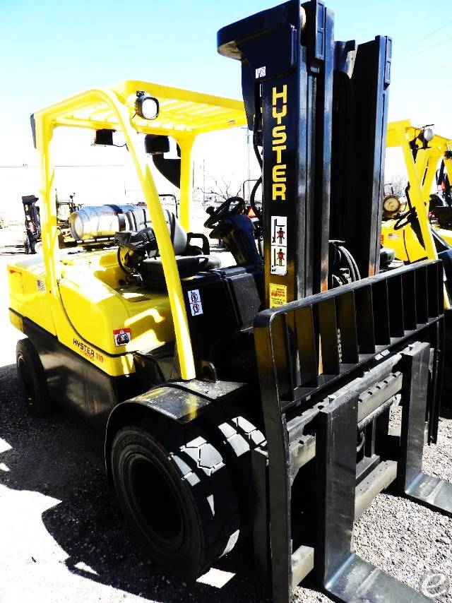 2011 Hyster H110FT