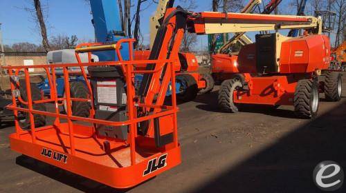 2018 JLG 800AJ