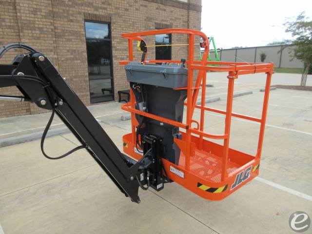 2024 JLG E450AJ