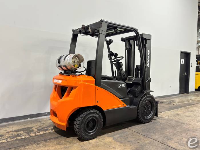 2017 Doosan G25N-7