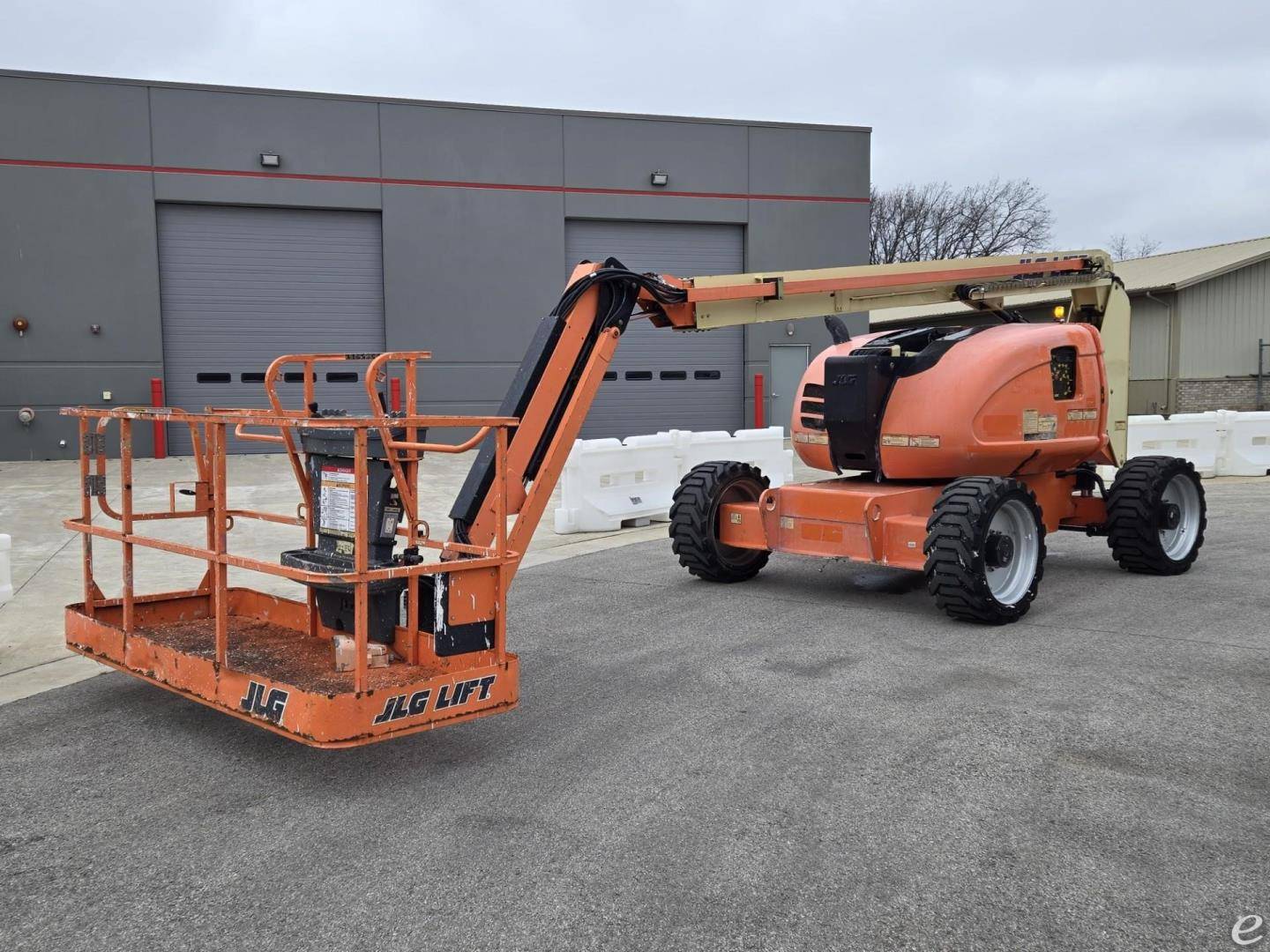 2015 JLG 600AJ