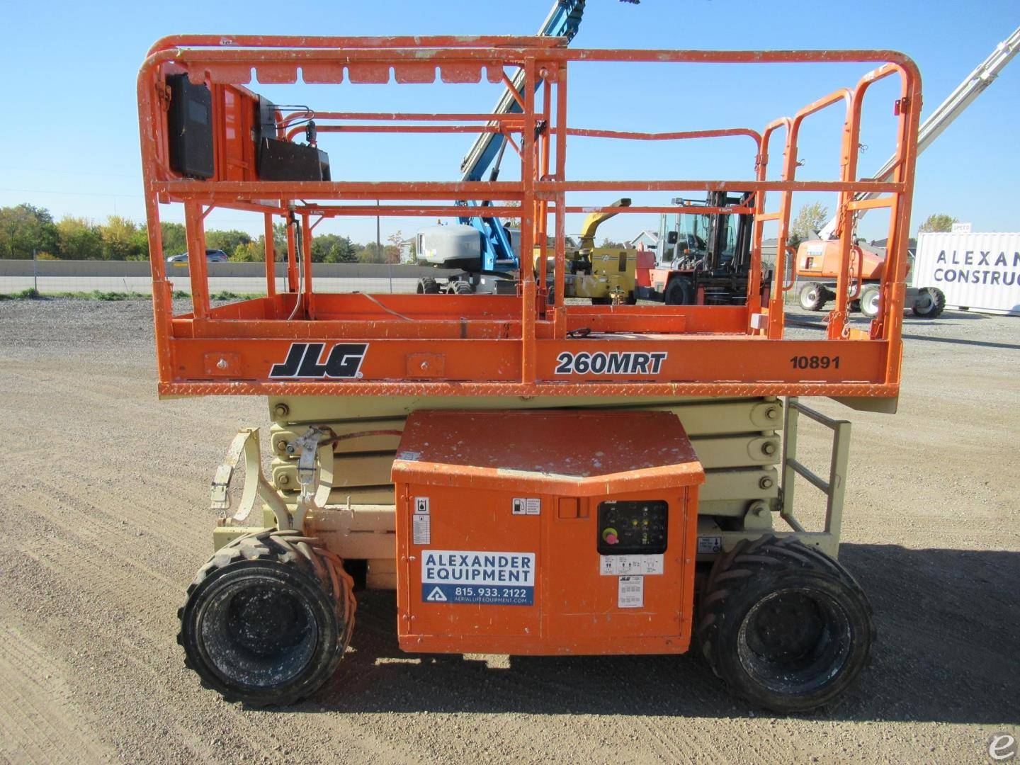 2012 JLG 260MRT