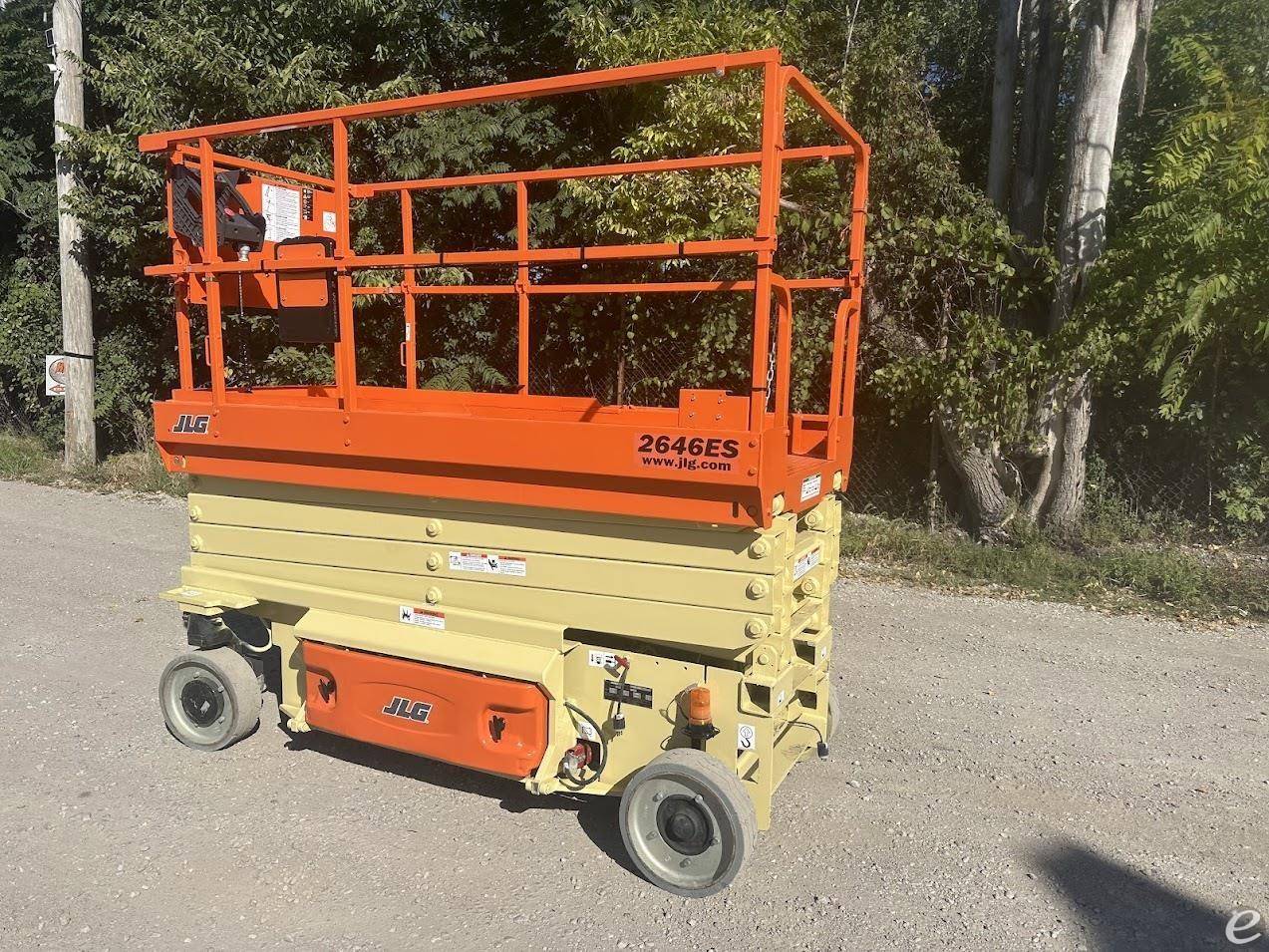 2017 JLG 2646ES