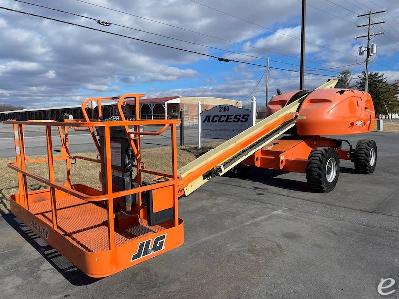 2014 JLG 400S