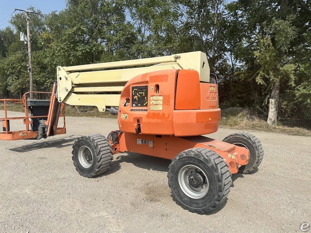 2014 JLG 450AJ II