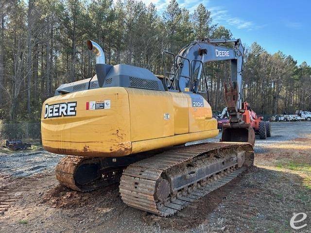 2017 John Deere 210G LC