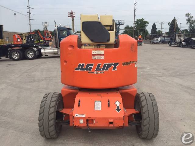 2008 JLG E450AJ