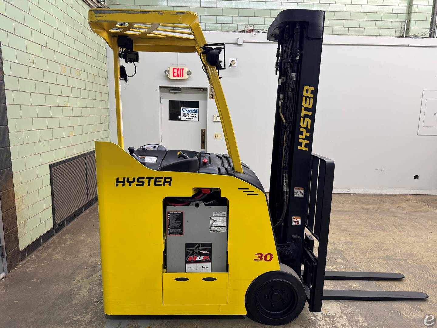 2017 Hyster E30HSD3-18