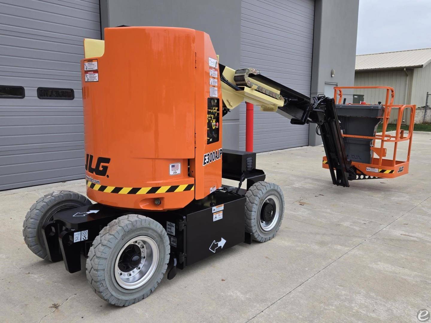 2015 JLG E300AJP