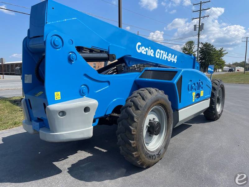 2013 Genie GTH-844