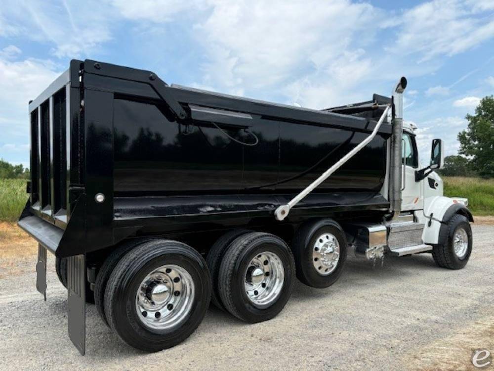 2021 Peterbilt 567