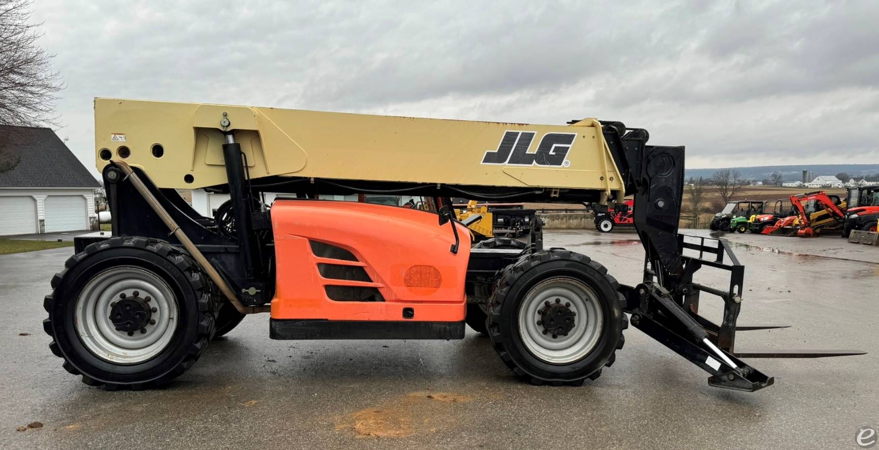 2014 JLG G10-55A