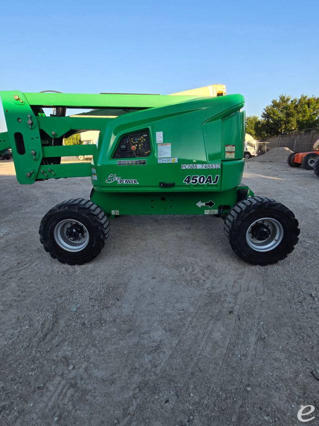 2015 JLG 450AJ