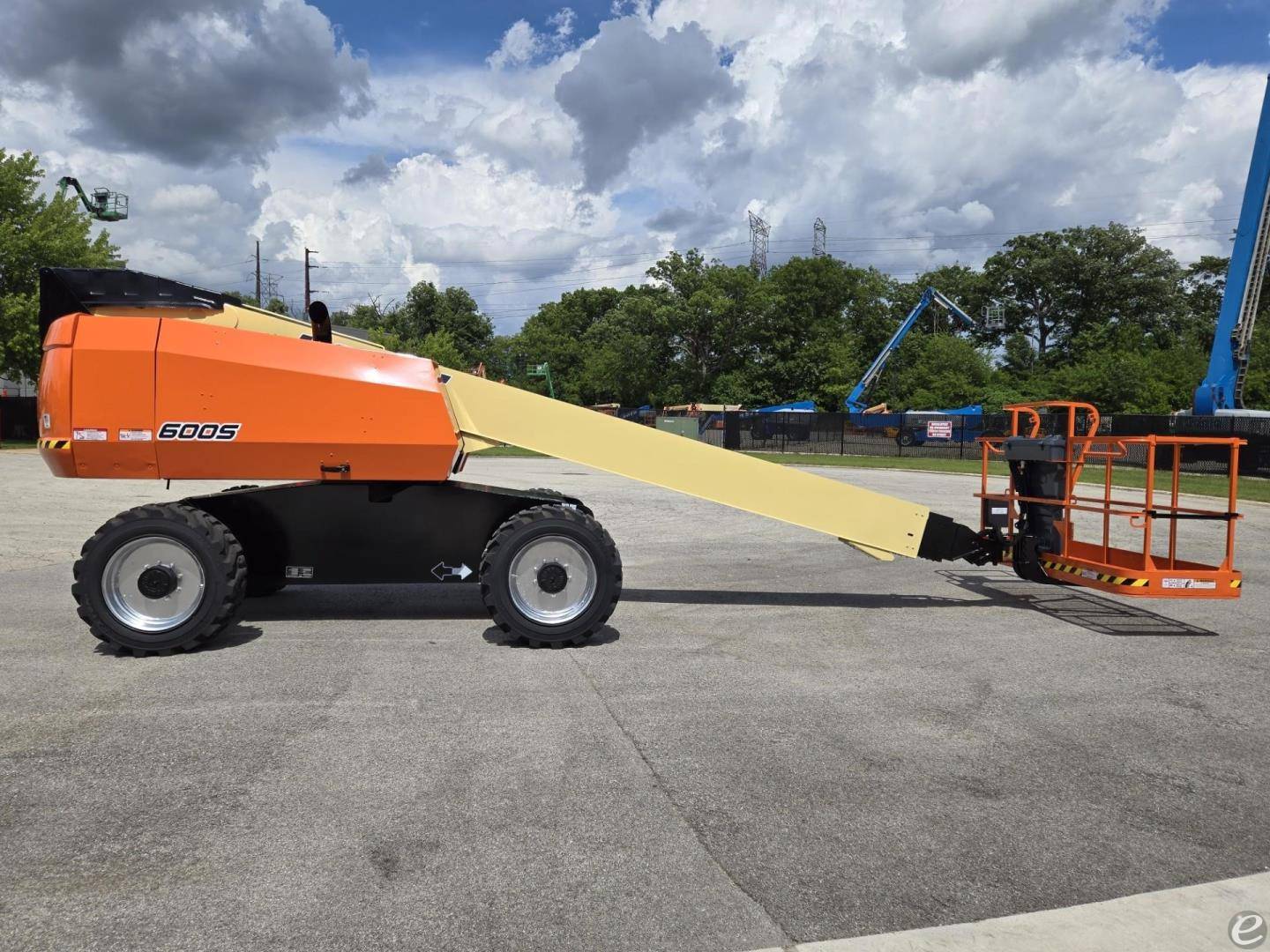 2013 JLG 600S