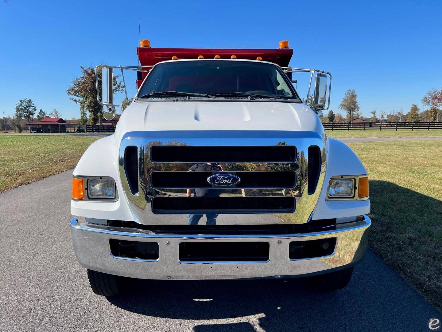 2013 Ford F750 XL