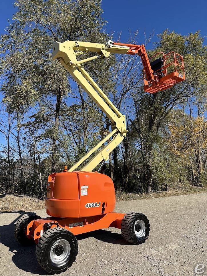 2014 JLG 450AJ II