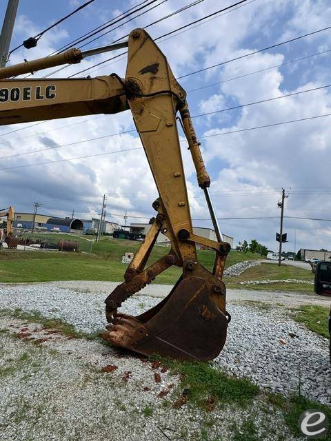 1994 John Deere 790E LC