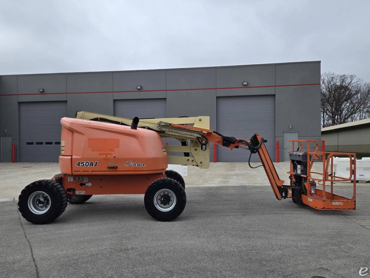 2016 JLG 450AJ