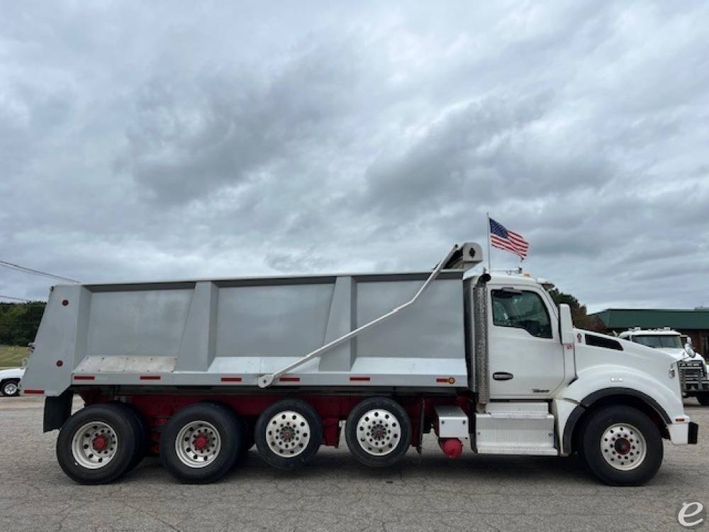 2017 Kenworth T880