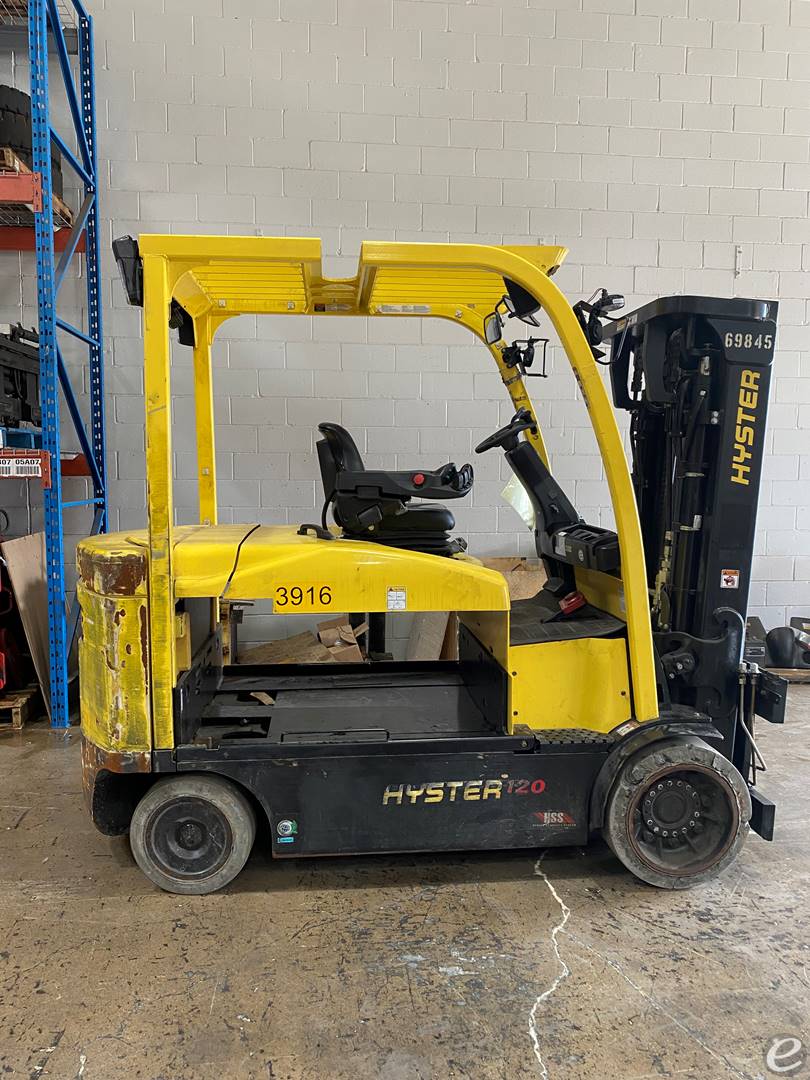 2019 Hyster E120XN