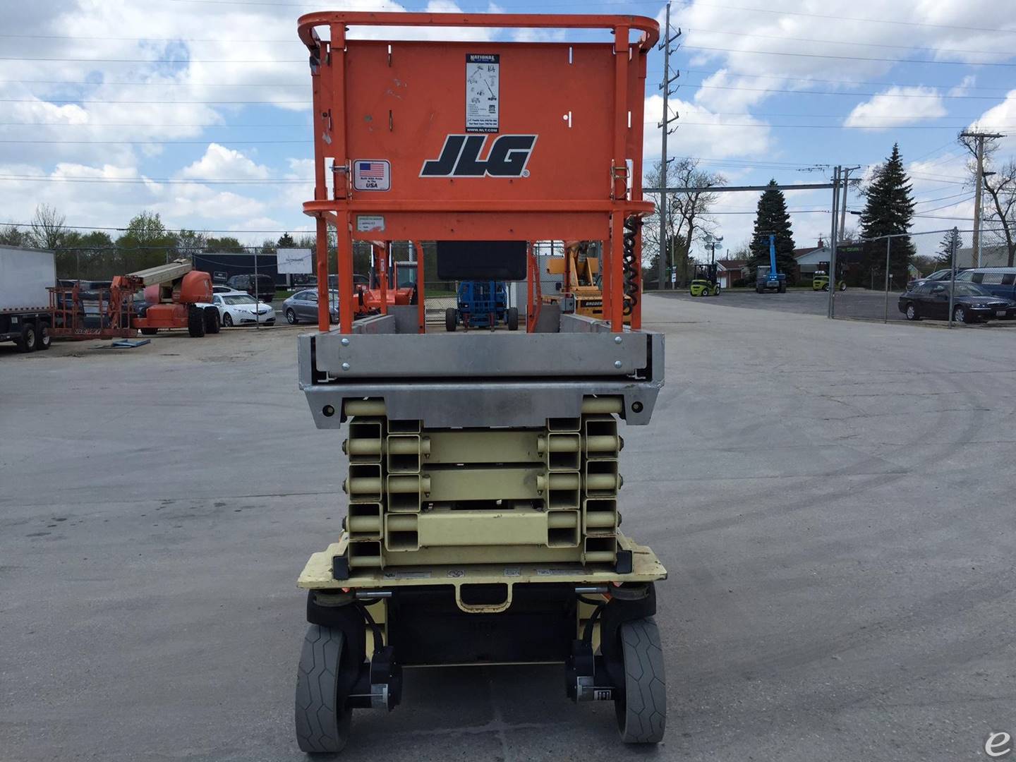 2012 JLG 3246ES