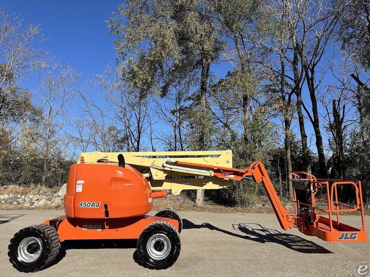 2014 JLG 450AJ II