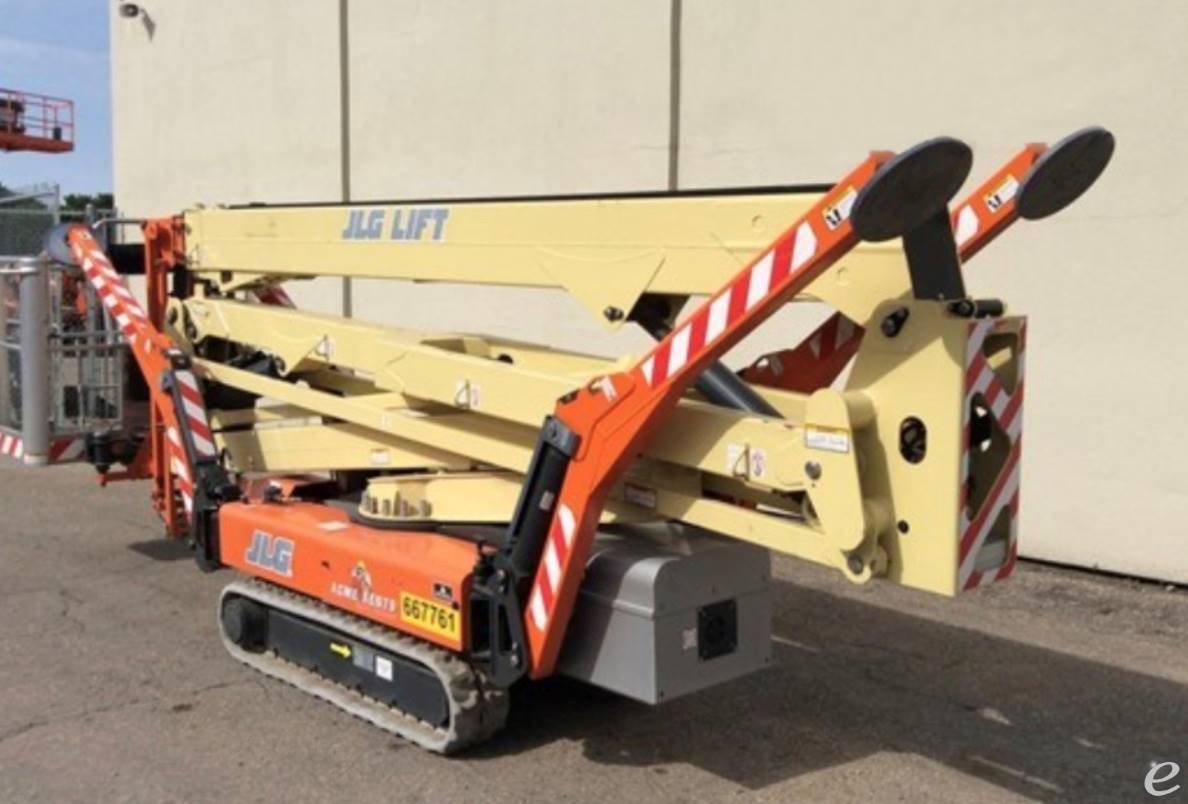 2012 JLG X700AJ