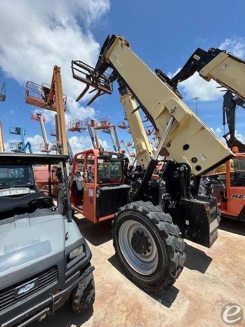 2015 JLG G10-55A