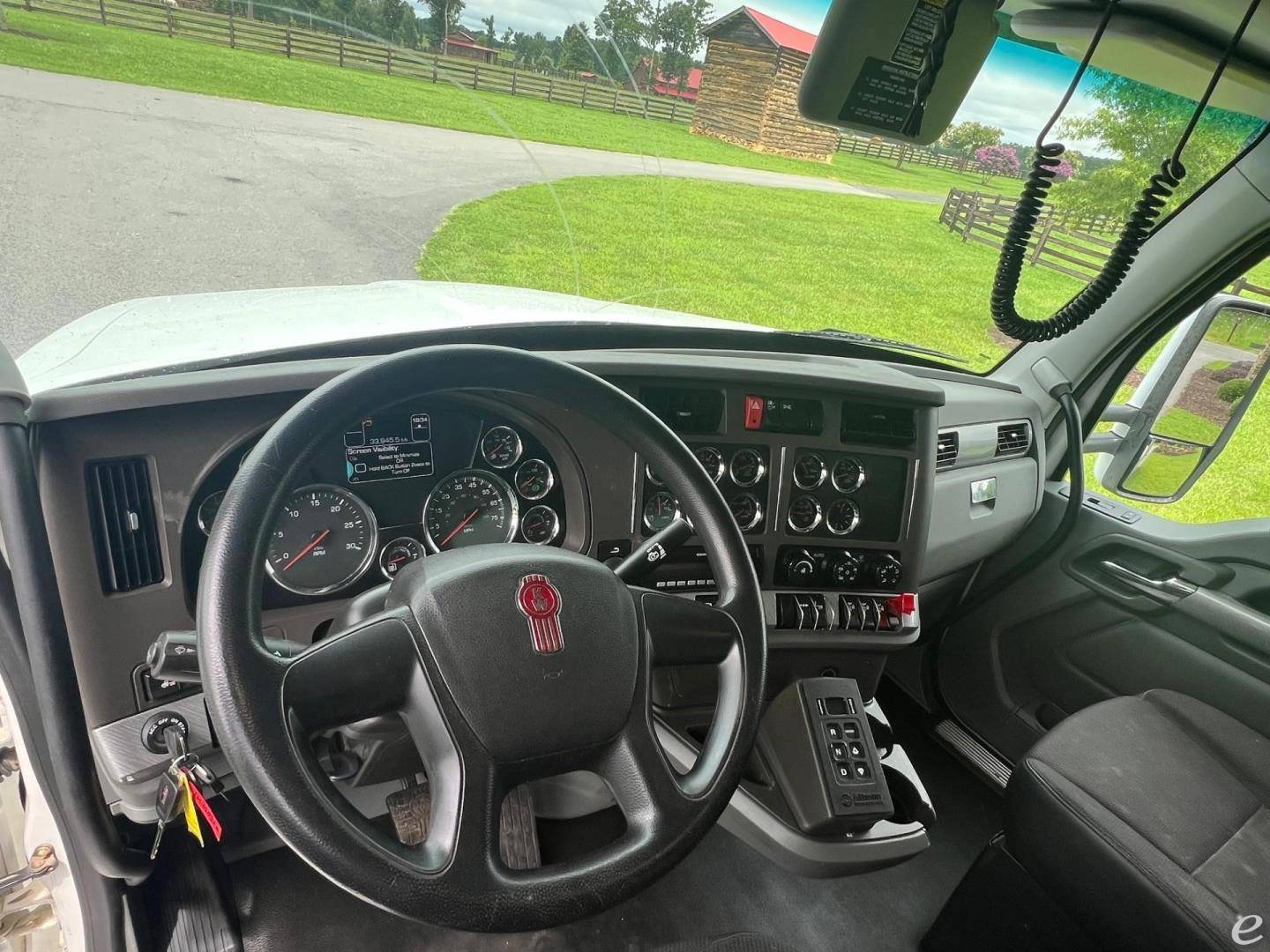 2019 Kenworth T880