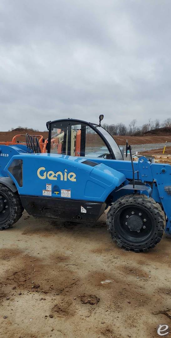 2017 Genie GTH-5519