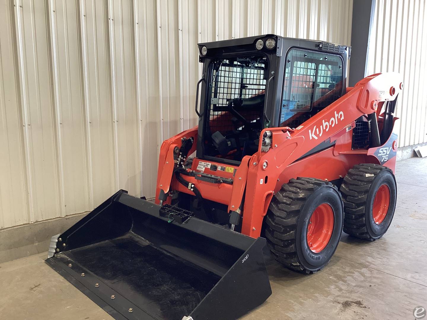 2024 Kubota SSV75HFRC