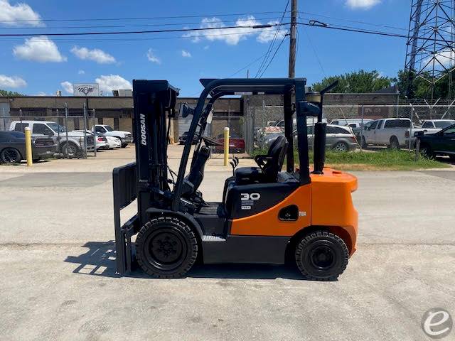 2016 Doosan D30S-7