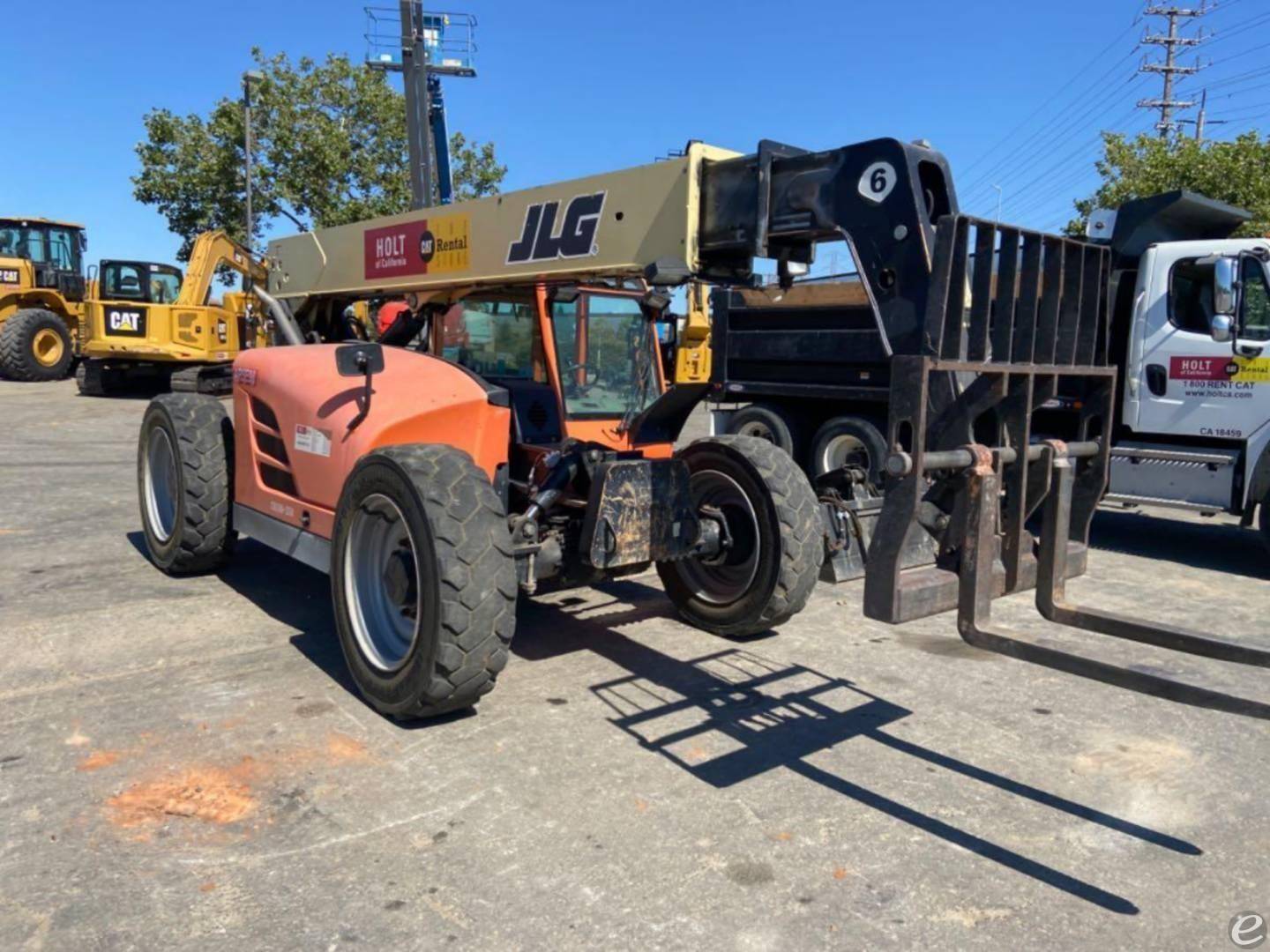 2014 JLG G6-42A