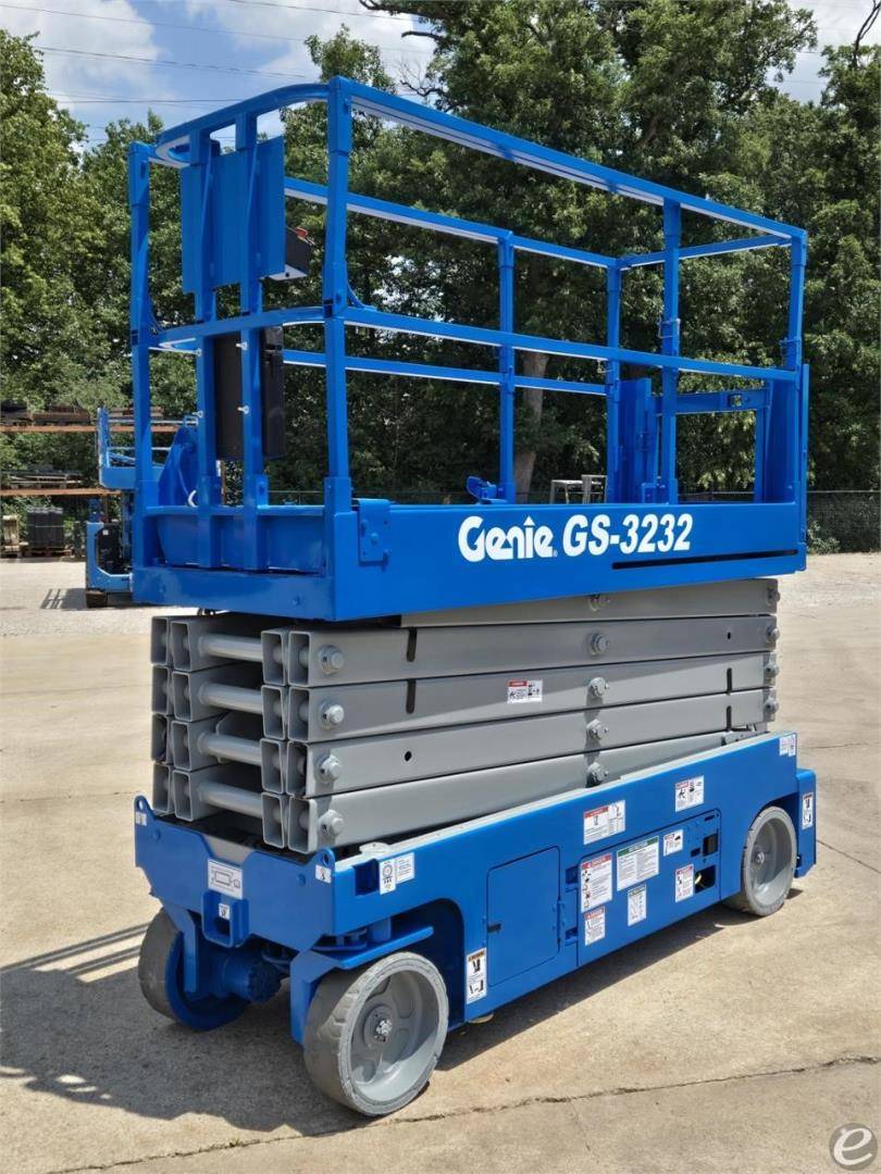 2015 Genie GS3232