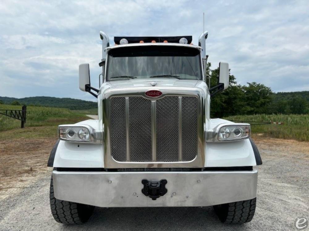 2021 Peterbilt 567