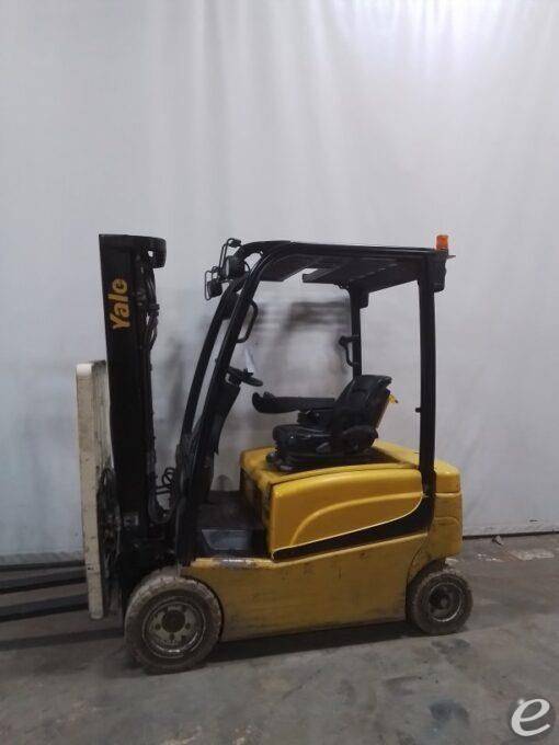 2012 Yale ERP040VF