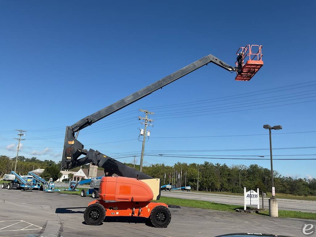 2009 JLG 800A